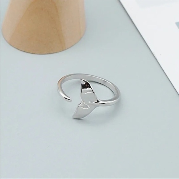 New 925 Sterling Silver Geometric Fish Tale Adjustable Ring Whale Tail Ring - Picture 5 of 6